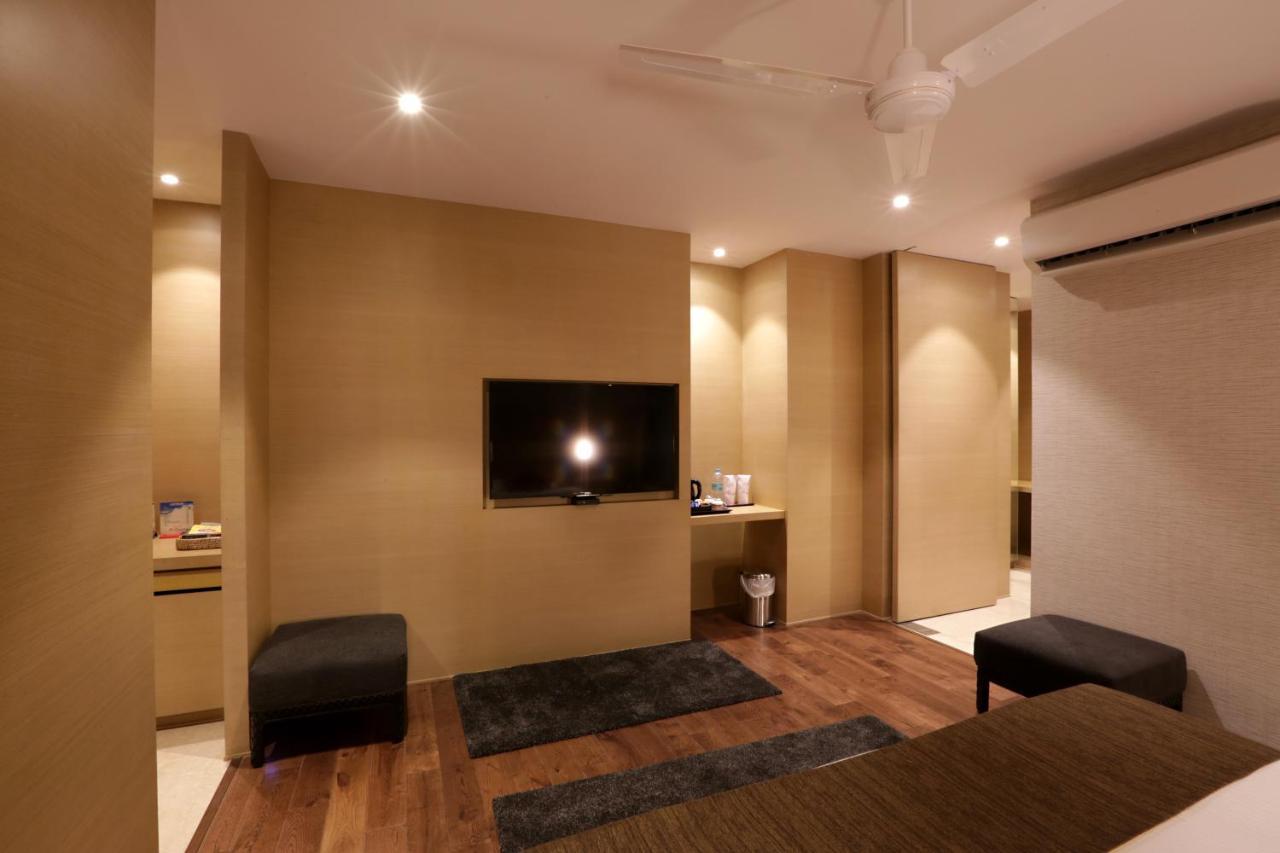 Hotel The Manor - A Boutique Hotel Jorhāt 外观 照片