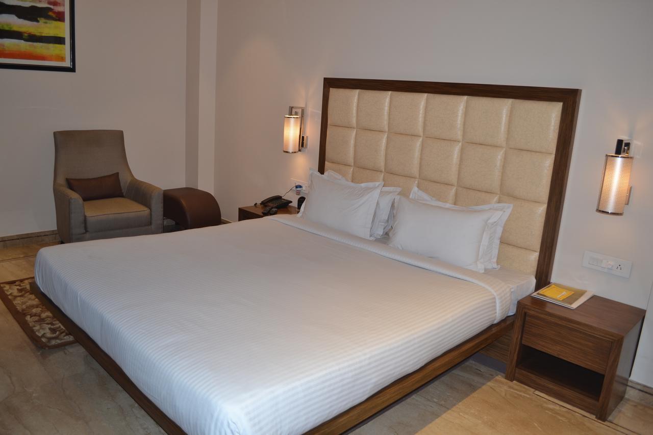 Hotel The Manor - A Boutique Hotel Jorhāt 外观 照片